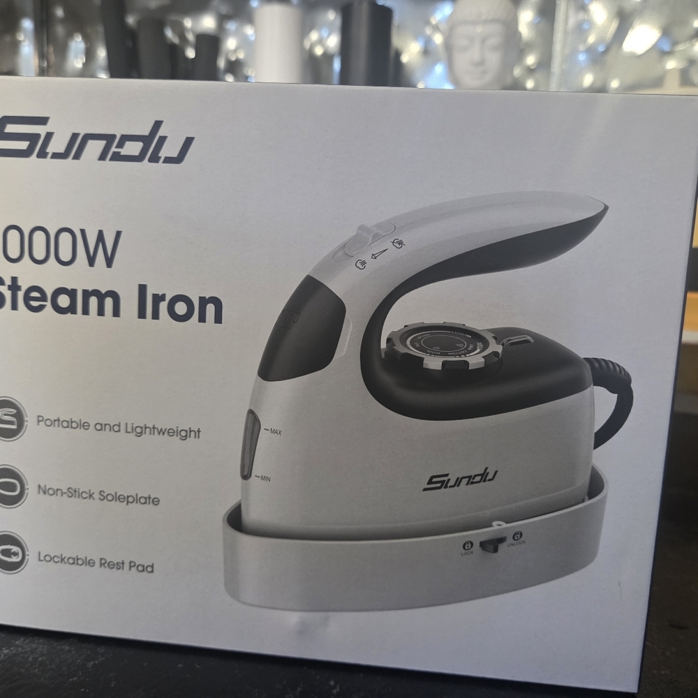 New Sundu 1000W Steam Iron - Picture 5 of 5